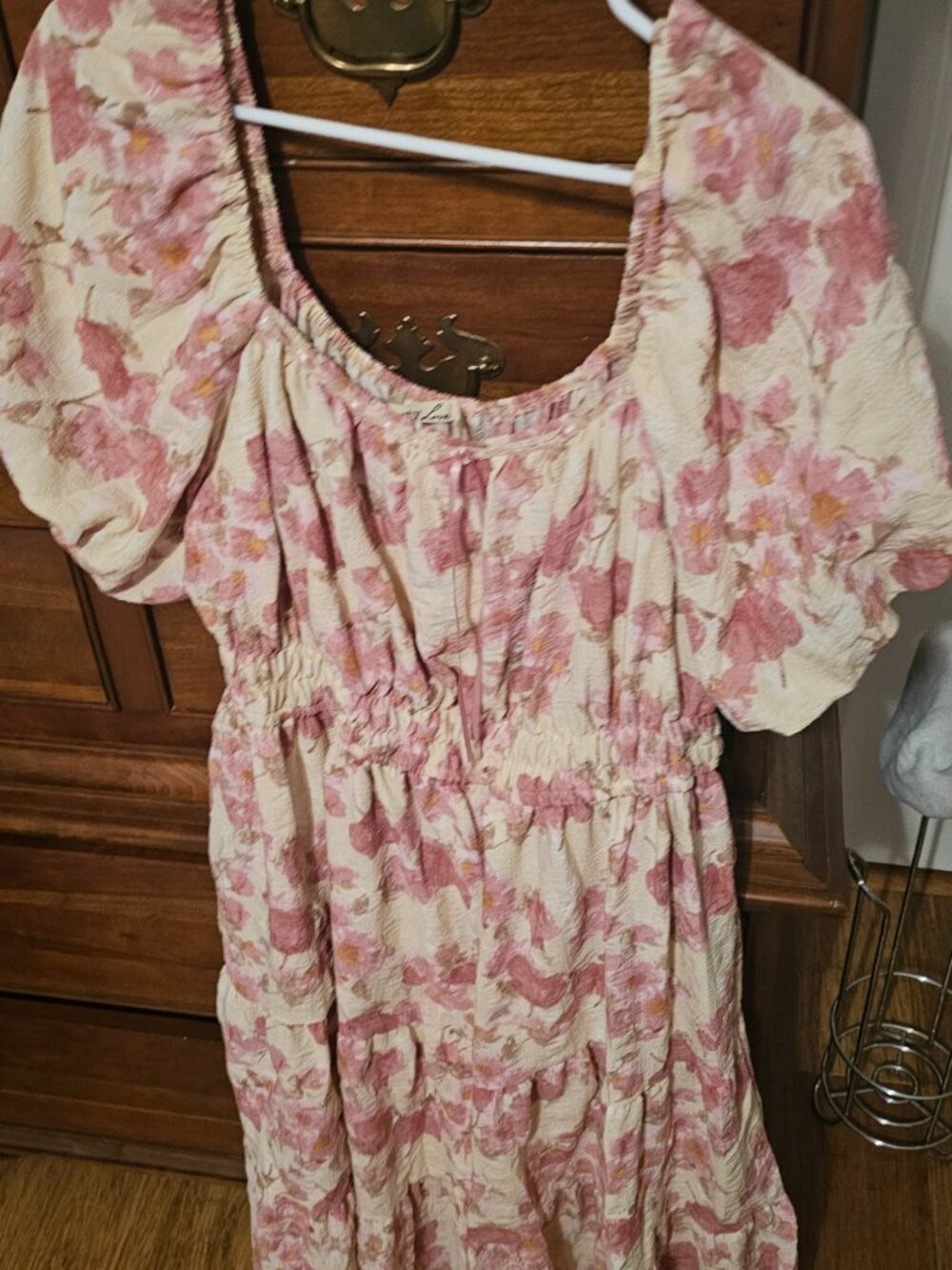 Plus Size - Picture 9 of 14